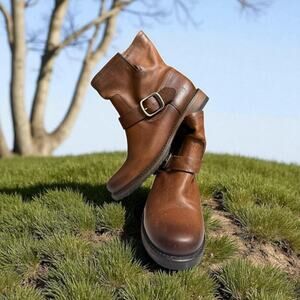 Frye Veronica Short Bootie Brown Size 8.5